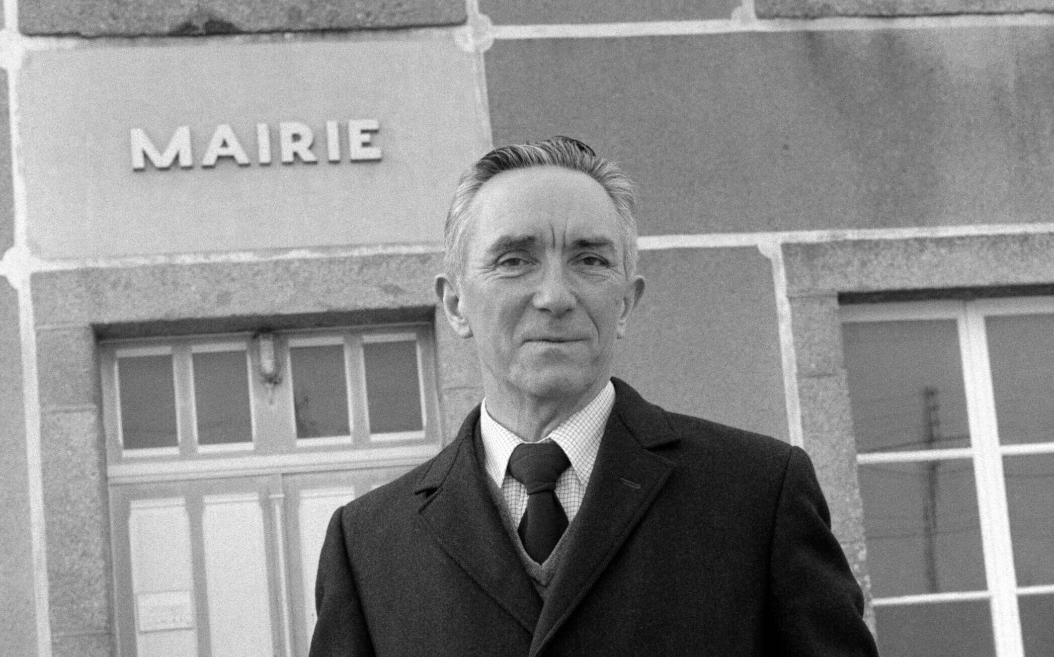 Panneaux Bourg 2 – Henri VARIN