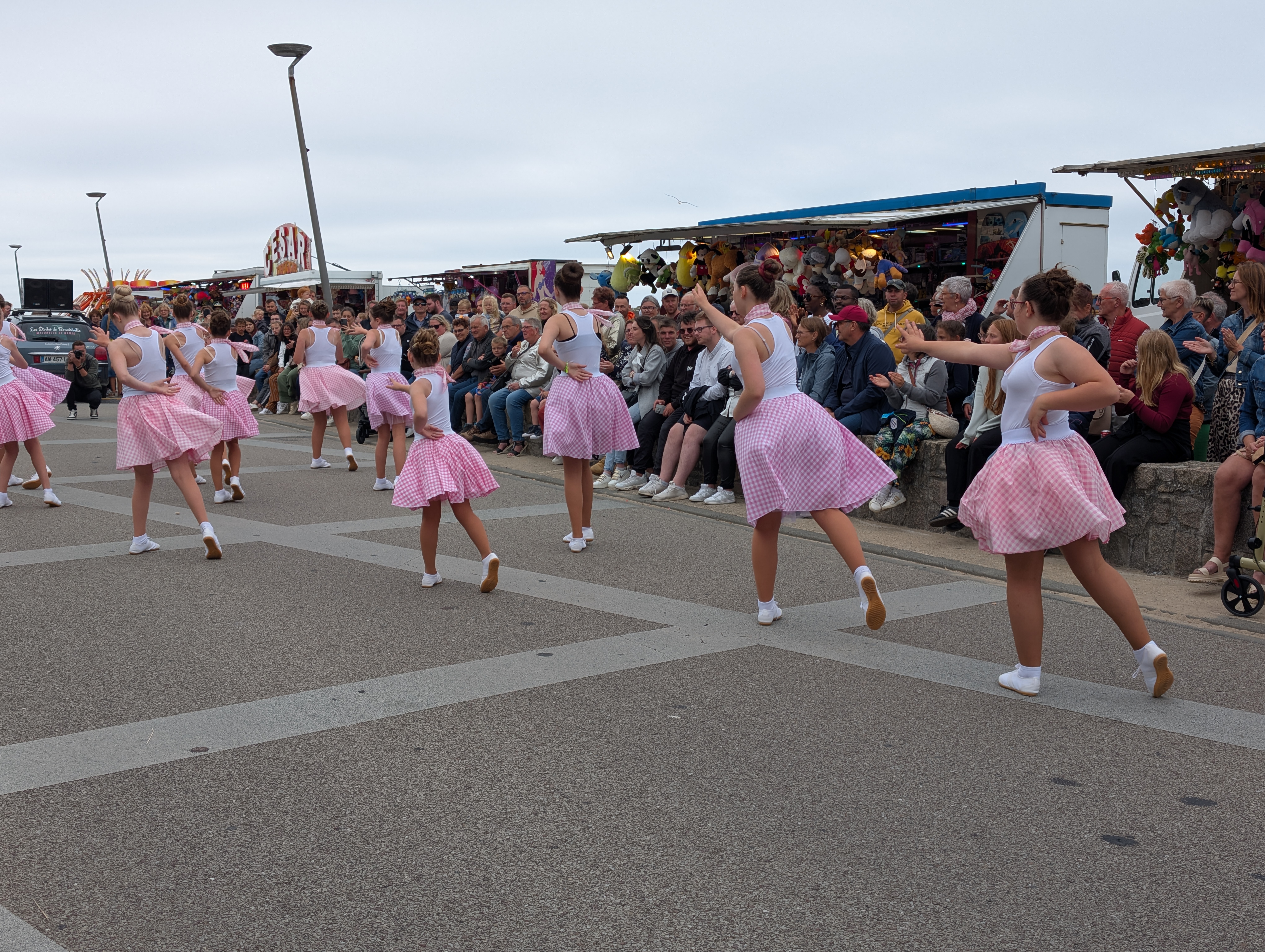 Défilé de majorettes (Les Etoiles de Benoistville)